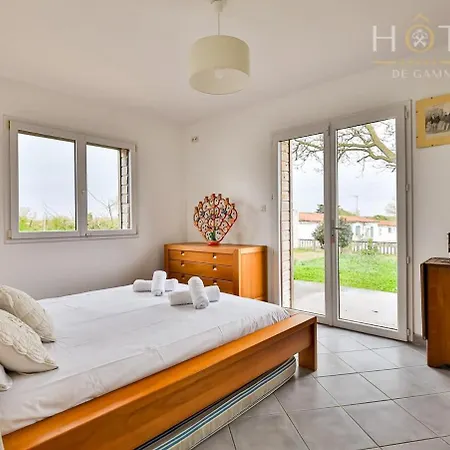 Longevillaise Holiday home *
